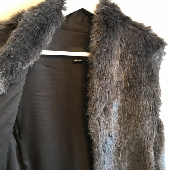Club Monaco Vest - Picture 11 of 13